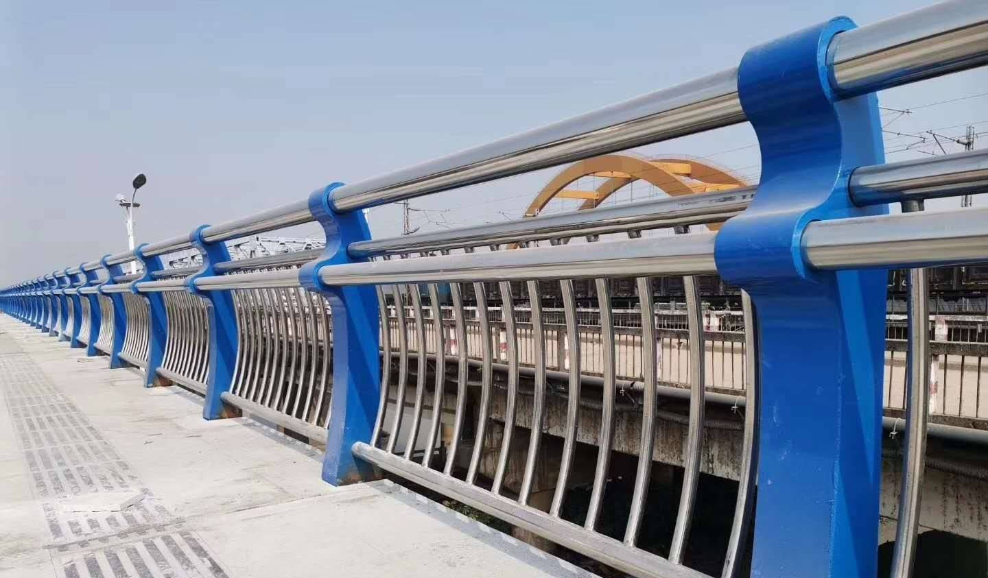 新疆桥梁不锈钢防撞护栏